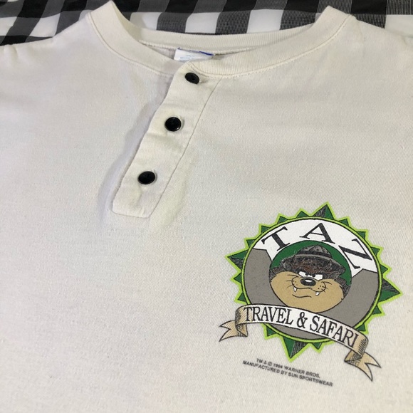 Taz Looney Tunes 1994 Warner Bros Travel Safari Vintage Button Off White T Shirt - Picture 3 of 14
